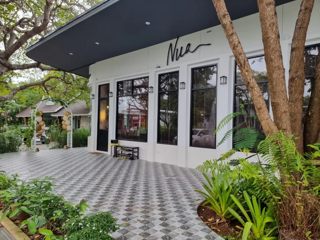 Front exterior of Nua Thai Massage in Phuket Town, one of the five best Phuket spas