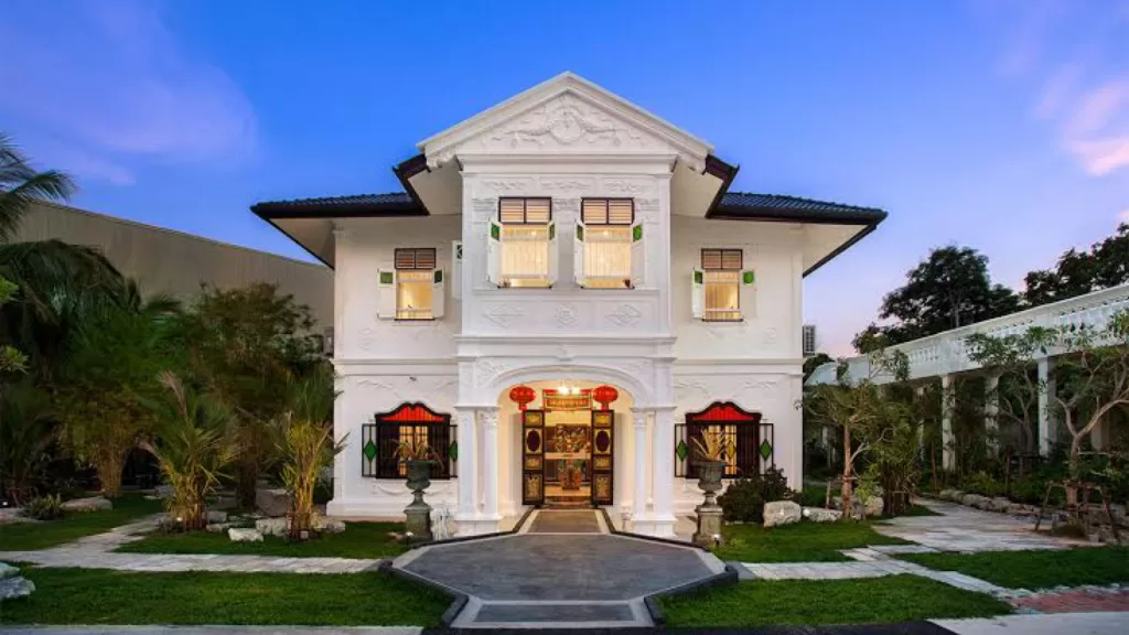 Exterior view of Sense Spa Phuket, a Sino-Portuguese style spa listed among the five best Phuket spas